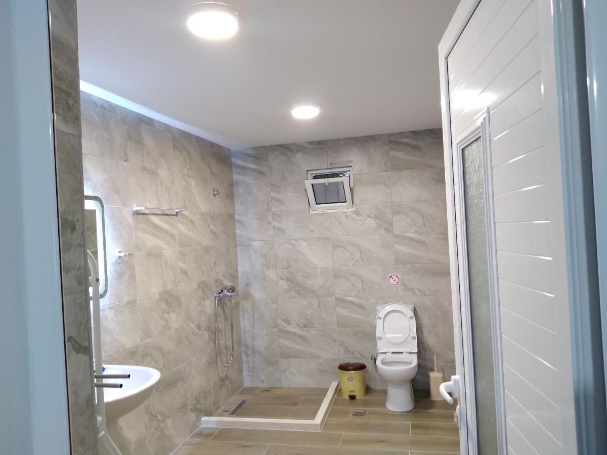 Condo Rooms Sarandë 外观 照片