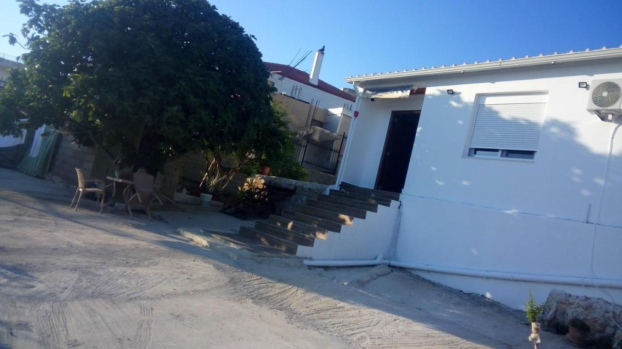 Condo Rooms Sarandë 外观 照片